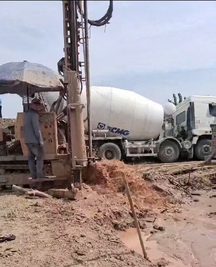 江岸区岩石井施工